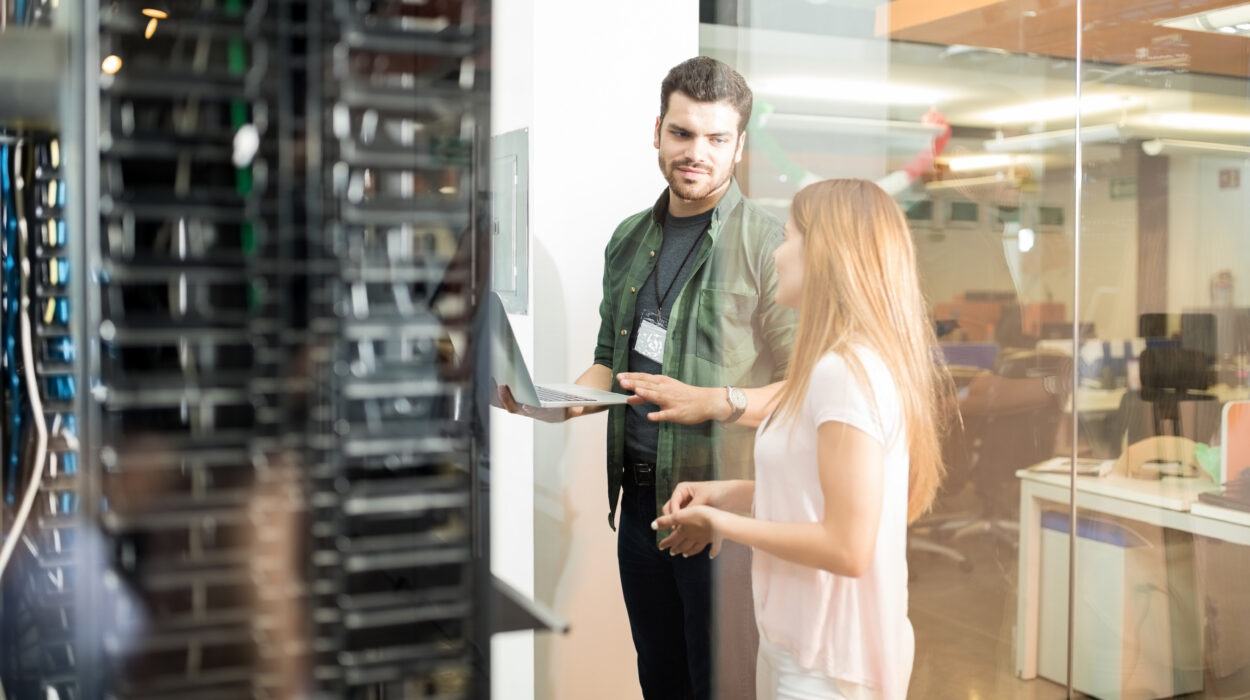 Data Centre Upgrade Planning for Minimal Downtime